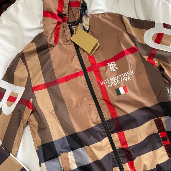 burberry international sportiva